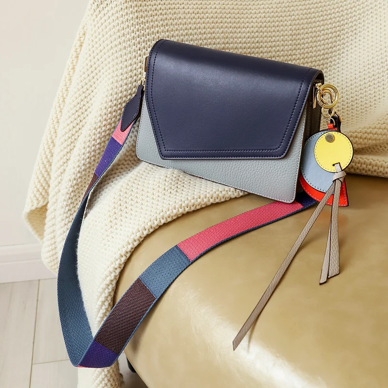 

WOONAM Women Fashion Handbag Contrast Color Genuine Calf Leather Charmed Flap Bag WB765