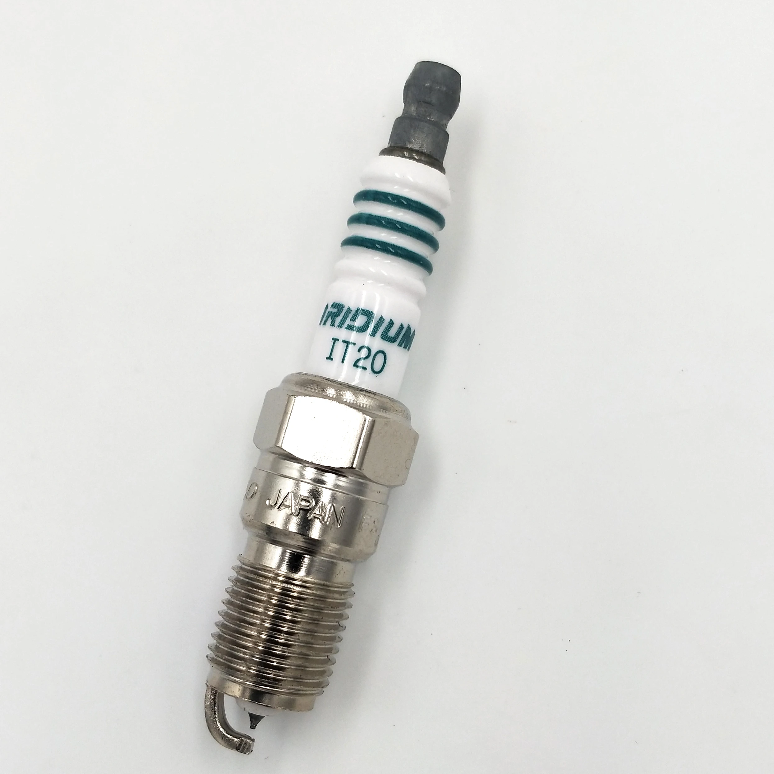 4 шт./лот IT20 5326 иридиевая Свеча зажигания для Toyota Mazda Ford Focus Mondeo Lotus L3 Volvo S40 CTS