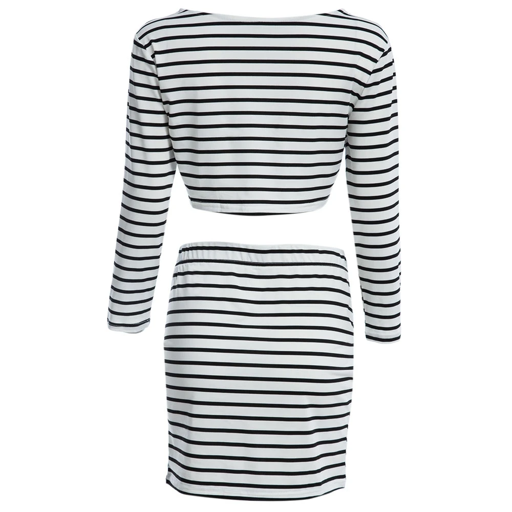 Женский облегающий жилет с длинным рукавом и круглой шеей + короткая юбка |