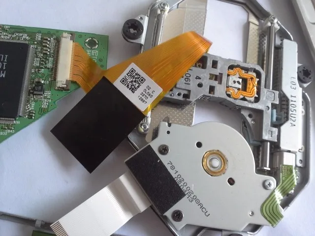 100% оригинальная и совершенно новая Φ RAE3142 RAE2501 RAE3370 автомобильный DVD плеер с