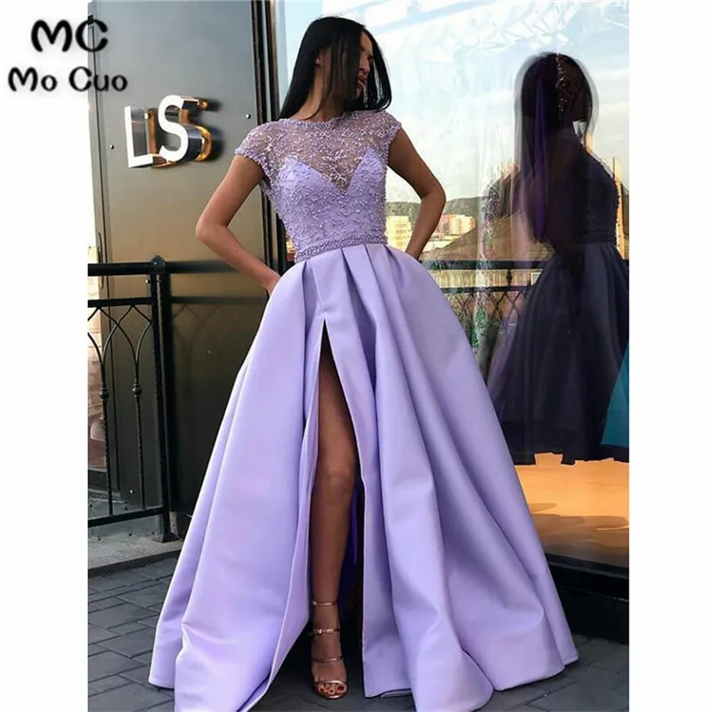 2018 Потрясающие темно розовые вечерние платья с лямкой на шее и бусинами разрезом