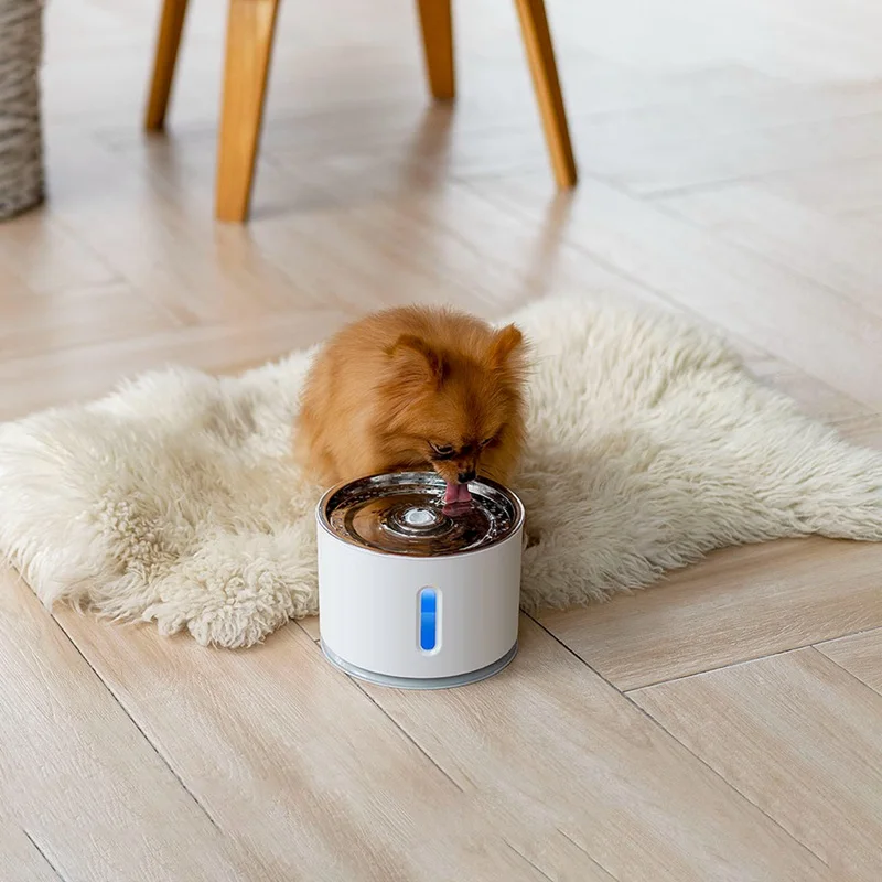 Pet светодиодная чаша для воды USB Reachargable водный фонтан кошачьей собаки бесшумный