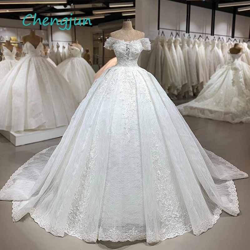 

Chengjun Boat Neck Off Shoulder Short Sleeve Beaded Vintage Lace Wedding Dress