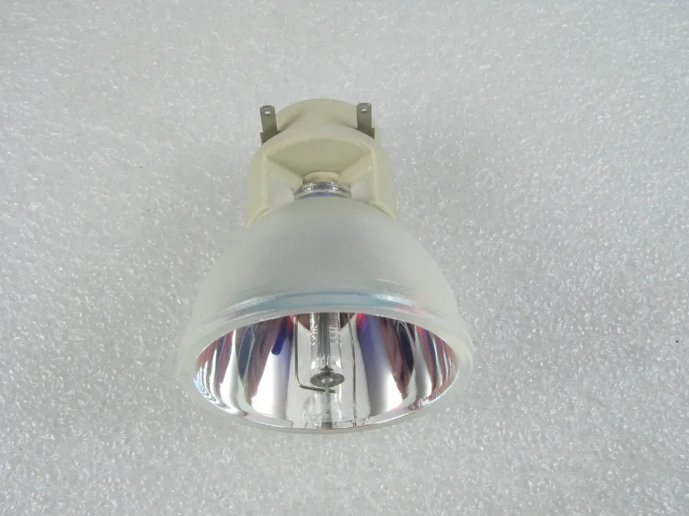 

Compatible Lamp Bulb VLT-XD600LP / 499B056O10 for MITSUBISHI XD600U / FD630U / WD620U / XD600U-G / FD630U-G / GX740 / GX745