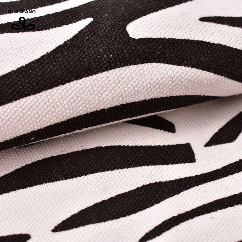Хлопковая ткань QUANFANG черная зебра 40x45 см