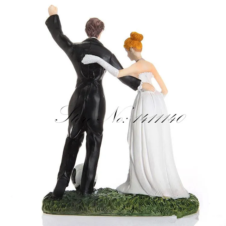 free shipping &quotPlay Basketball ' Bride and Groom Wedding Cake Topper Couple Figurines for wedding cake decorahtions | Дом и сад