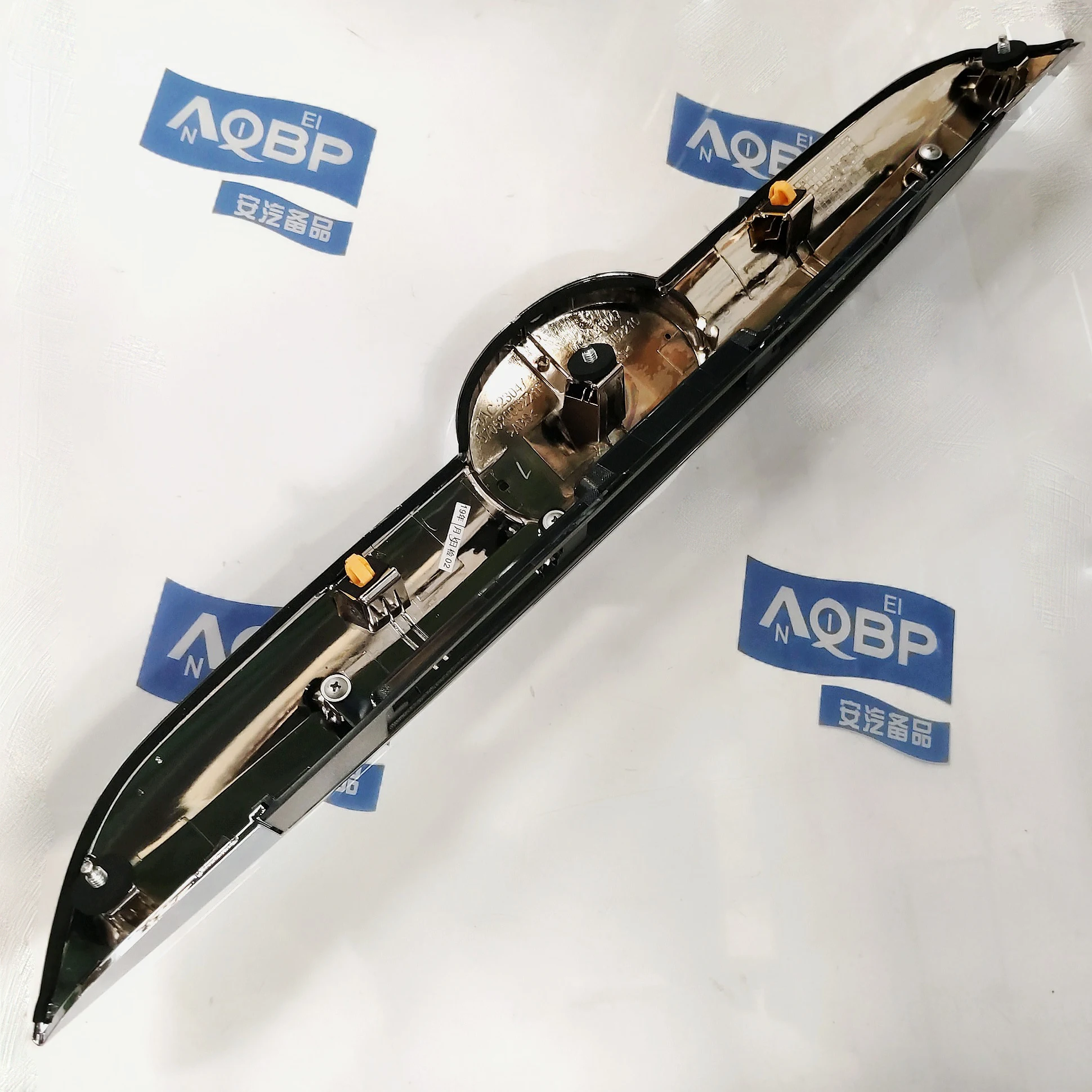 Автозапчасти номер OE 5705200U2210 для отделки задней двери JAC S3 | Автомобили и мотоциклы