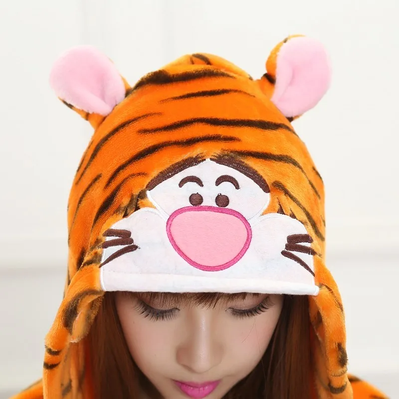 EOICIOI пижамы для мамы и детей мальчиков девочек с рисунком тигра капюшоном