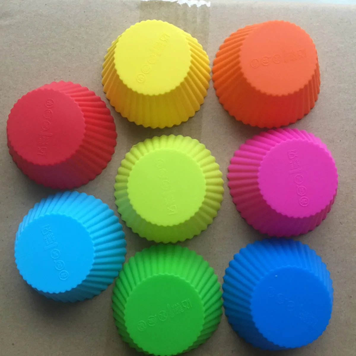 12pcs 7cm Silicone Round Reusable Baking Cake Molds Jelly Mould Cupcake Maker Muffin Cup Kitchen Aid Accessories (Random Color) | Дом и сад