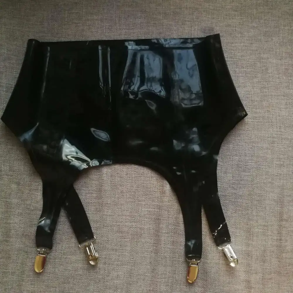 Латексный традиционный пояс закончен с четырьмя зажимами на подтяжках черные