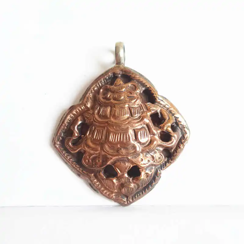 TBP031 тибетская красная Фотолюминесцентная амулетная подвеска|pendant amulet|brass pendantlucky
