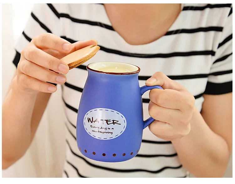 1 шт. керамическая кружка в стиле ретро с бамбуковой крышкой и ложкой Мультяшные