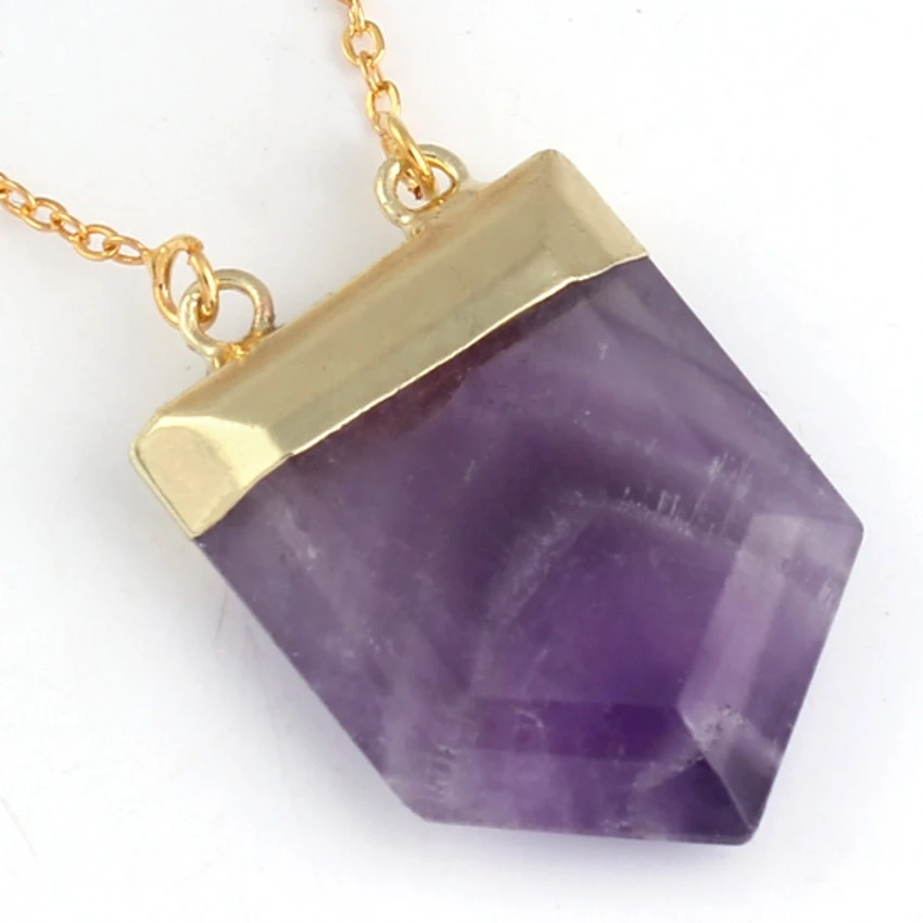 

Модное ожерелье с подвеской с бусинами светло-желтого цвета