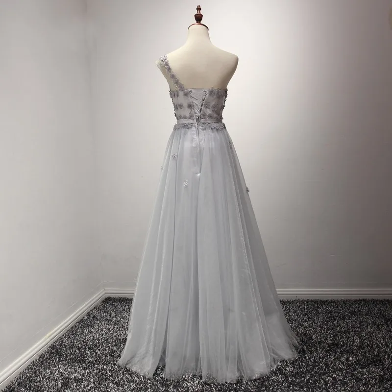 Женское вечернее платье на одно плечо ever pretty серое фатиновое в стиле Саудовской