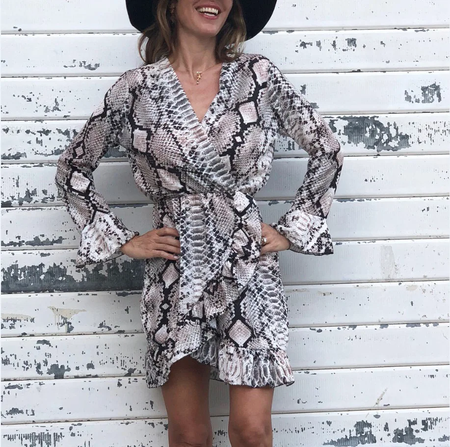 

Cotton Streetwear A-Line Print Full Flare Sleeve Long sleeve v-neck dress with sexy snake buttons for autumn and winter