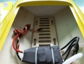 1111 Rocket Стекловолоконная гоночная лодка/бесщеточный для электрической лодки