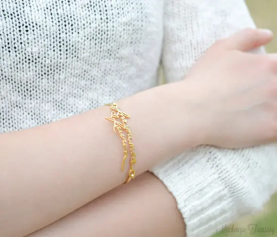 

Customized Jewelry