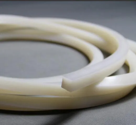 

5mm x 5mm High temperature resistant solid silicone rubber sealing strip weatherstrip