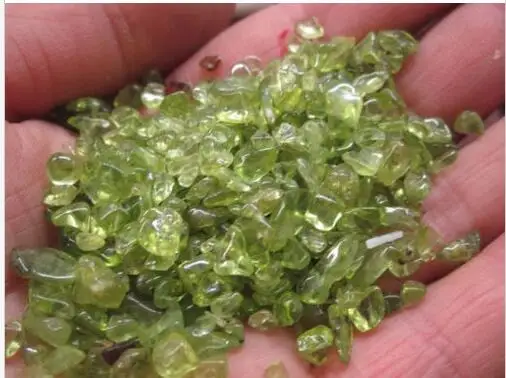 100 г мини грубые камни Перидот маленькие натуральные необработанные рейки целебные кристаллы