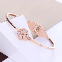 yun ruo 2018 new arrival fashion luxury swiveling flower bangle rose gold color titanium steel jewelry woman not fade chic style