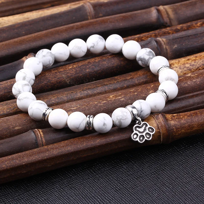 Женский браслет с натуральным камнем изящный черный вулканический подвесками в