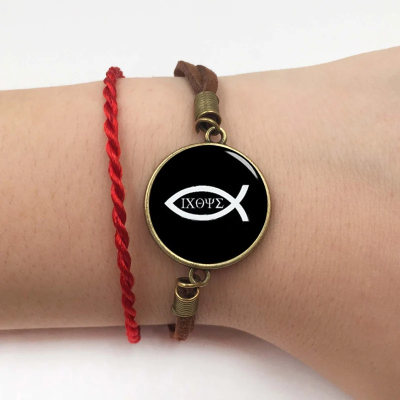 Классический христианский браслет с рыбками минималистичный черный белый узор