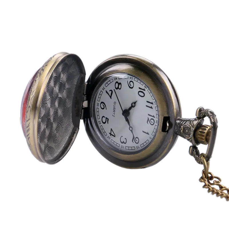 

Antique Small Captain America Shield Steampunk Vintage Quartz Pocket Watch Necklace with Chain Xmas Gift reloj de bolsillo