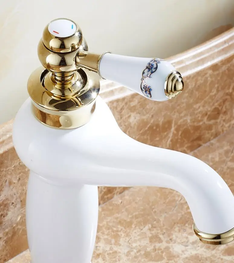 Смеситель для раковины вy-15301. Кран смеситель для душа faucet. Кран для ванны и раковины. Смесители на раковину матрих. Смеситель для ванной.