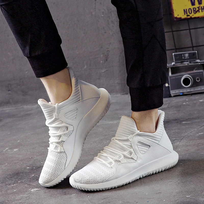 Новое поступление обуви мужские белые кроссовки трикотажные Fly Ultras дышащие