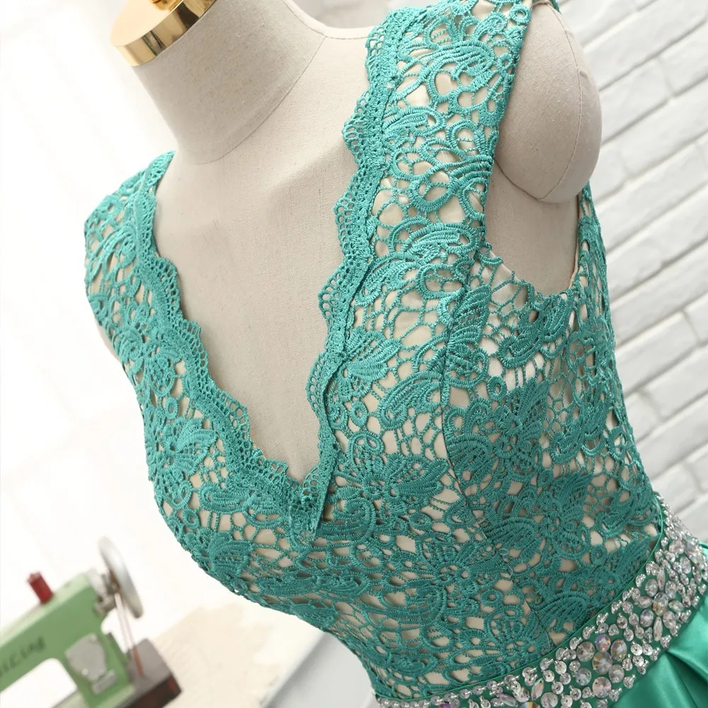 Зеленые Вечерние платья а силуэта с V образным вырезом и рукавами крылышками