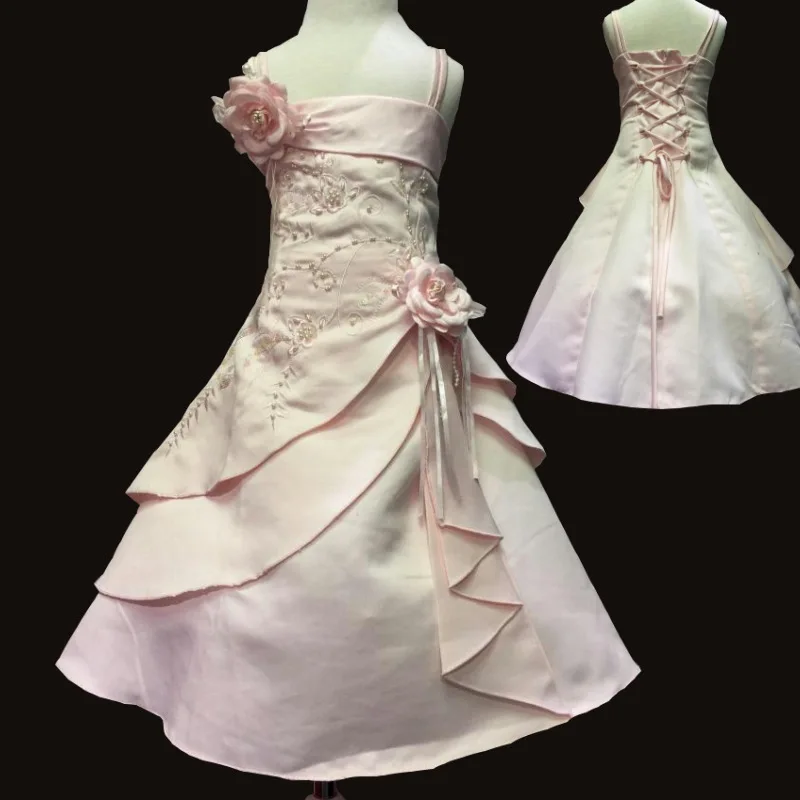 Длинное атласное платье для девочек с цветочным принтом и обручем внутри