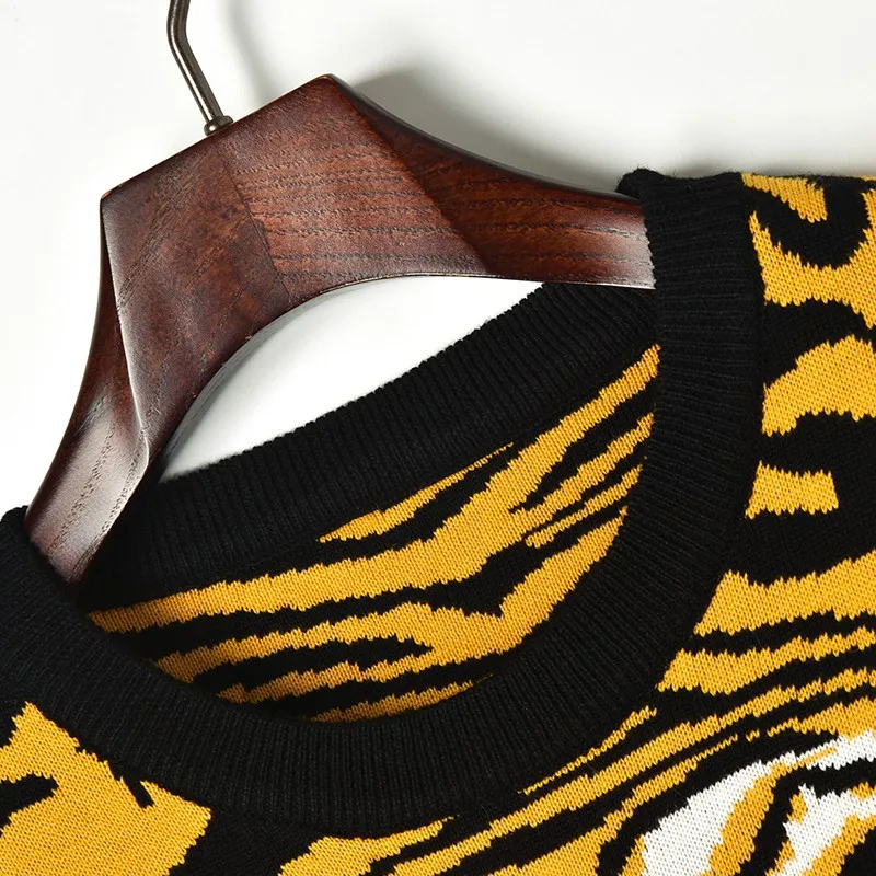Fashion Tiger Head Pattern Women Sweater 2018 Winter Yellow Black Hit Color Leopard Jacquard Knit Cool Pullovers | Женская одежда