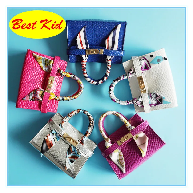 Лучшие детские сумки! Детские кожаные брендовые сумки с шарфиком маленькие на