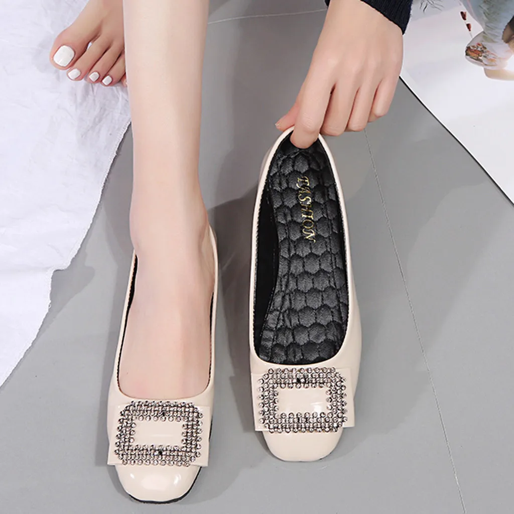 Flat Shoes Women Large Size Crystal Flats Fashion Slip On Casual Shoes Comfortable Loafers Women Flats