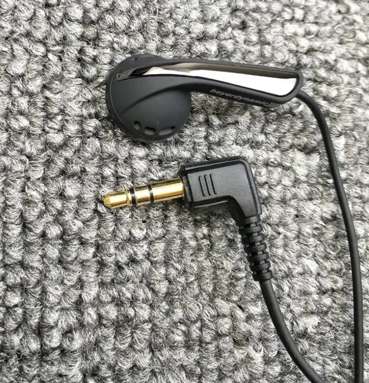 Классические динамические наушники Beyerdynamic DP100 с плоской головкой спортивные