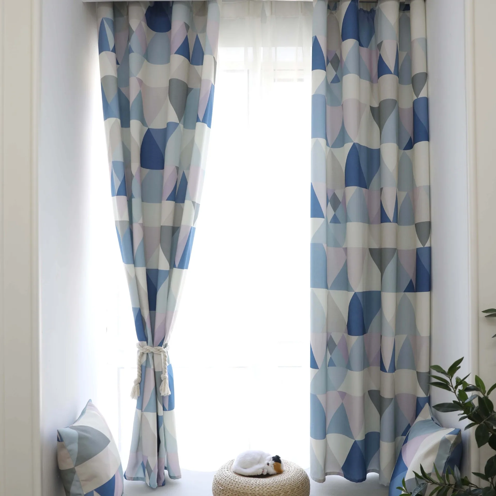 

Deram NS polyester cotton semi-shading geometric printing bedroom fresh Nordic living room bay window customization curtain