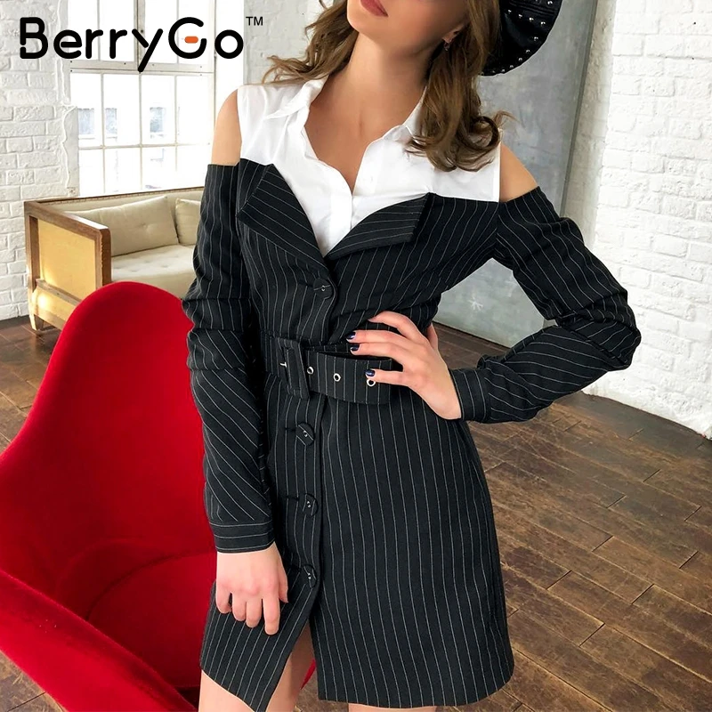 Женское мини платье BerryGo Осеннее/зимнее в полоску с длинным рукавом и поясом