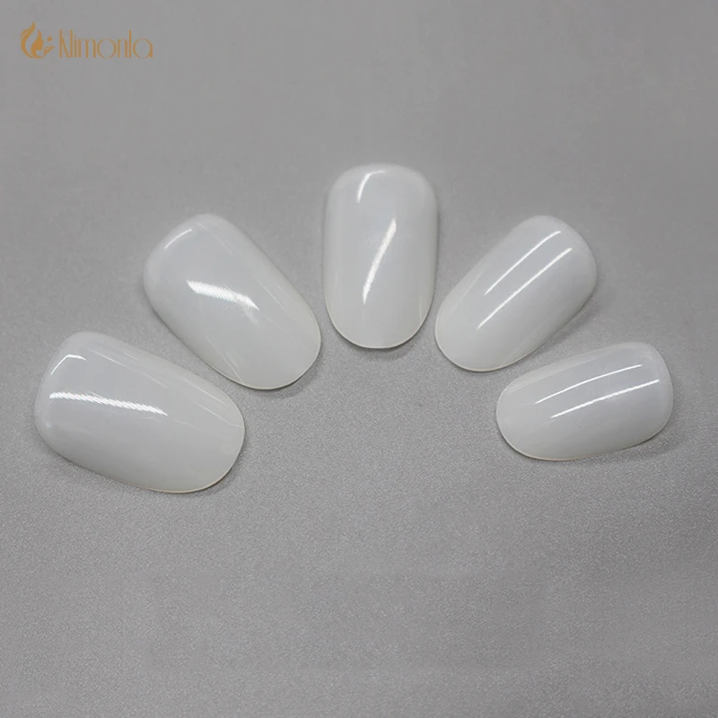 Искусственные накладные ногти с круглой головкой из натурального пластика 12