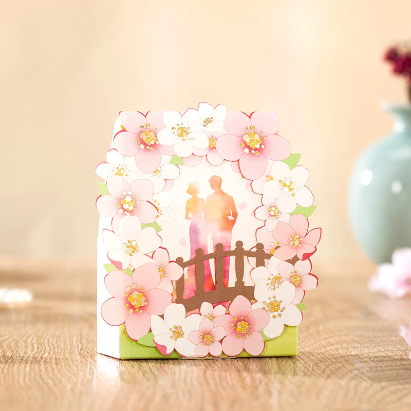 Новая розовая обувь с украшениями в виде цветков и бабочек лазерная резка