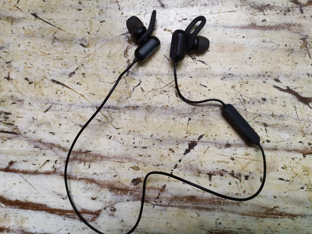 Оригинальные Xiaomi Mi спортивные bluetooth-наушники Молодежный выпуск Bluetooth 4,1 с микрофоном IPX4 водонепроницаемый длинный режим ожидания