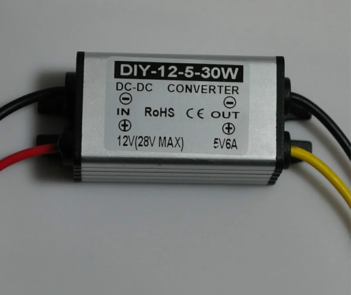 

DC-DC Converter 12V24V(8.5V-28V) Step Down 5V 6A 30W Buck Module Car Power Supply Adapter Voltage Regulator Waterproof 10PCS