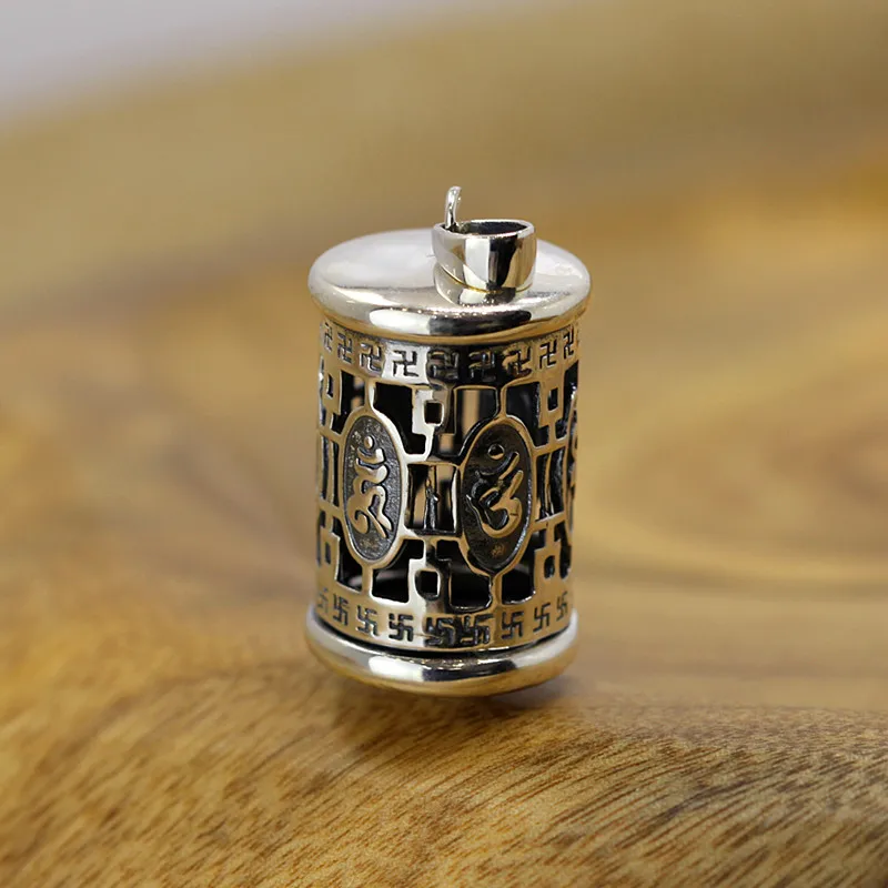 

The character of silver hollow man new listing six words gawu box S925 Pendant