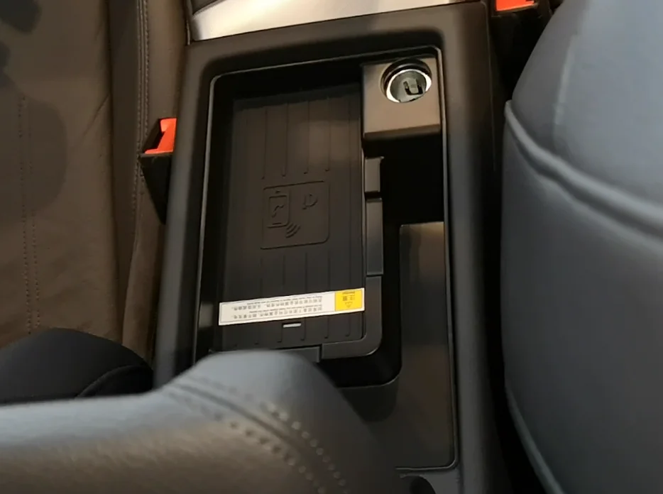 Автомобильное беспроводное зарядное устройство Qi для iPhone Xs Max Xr X Samsung S10 S9 Audi