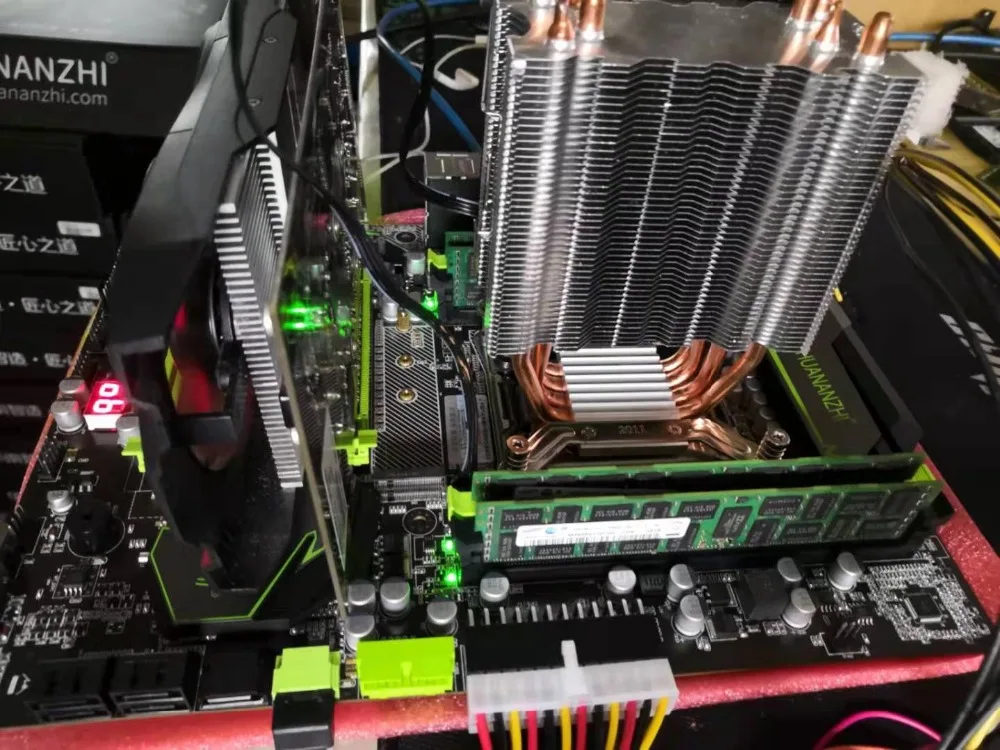 Компьютер DIY HUANANZHI X79 Pro Материнская плата с двумя слотами M.2 процессор Intel Xeon E5 4650 ram 32G(4*8G) регистровая и ecc-память