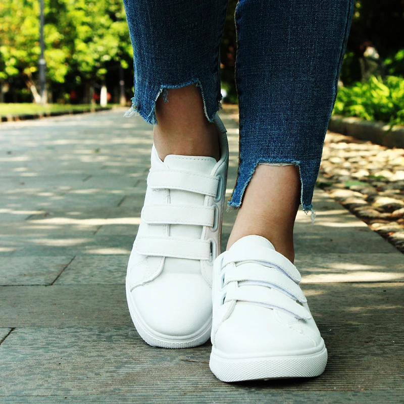 Женская Повседневная обувь Новинка весны 2019 Модная женская на высокой платформе