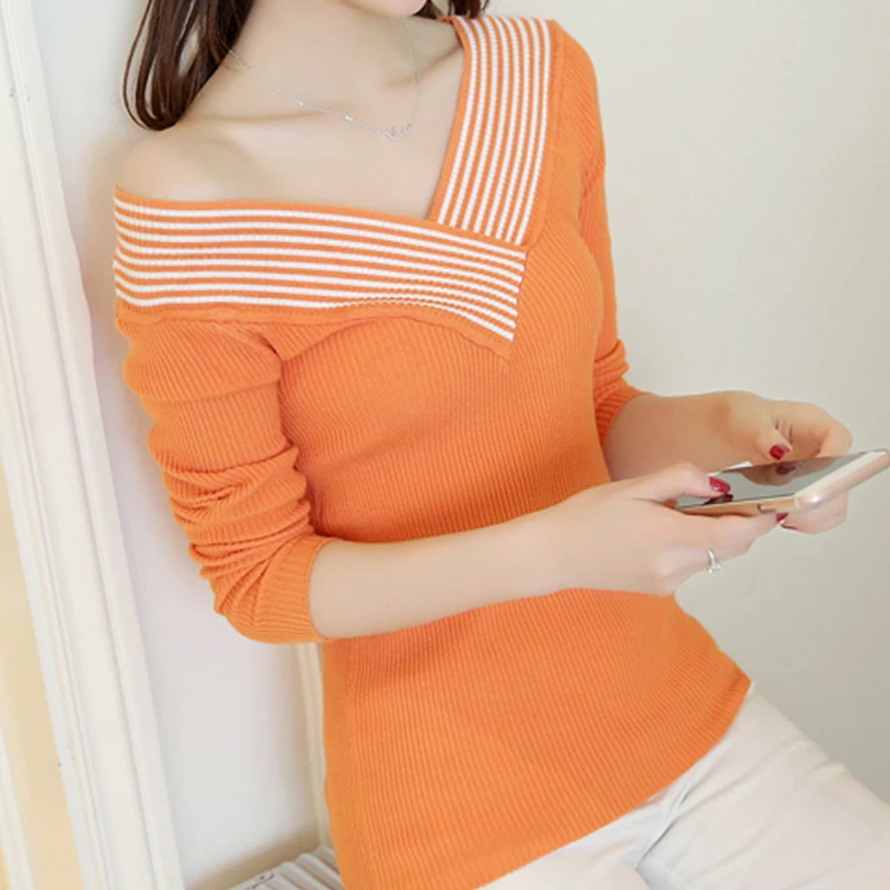 Женские свитера и пуловеры вязаные Полосатые с V-образным вырезом длинным