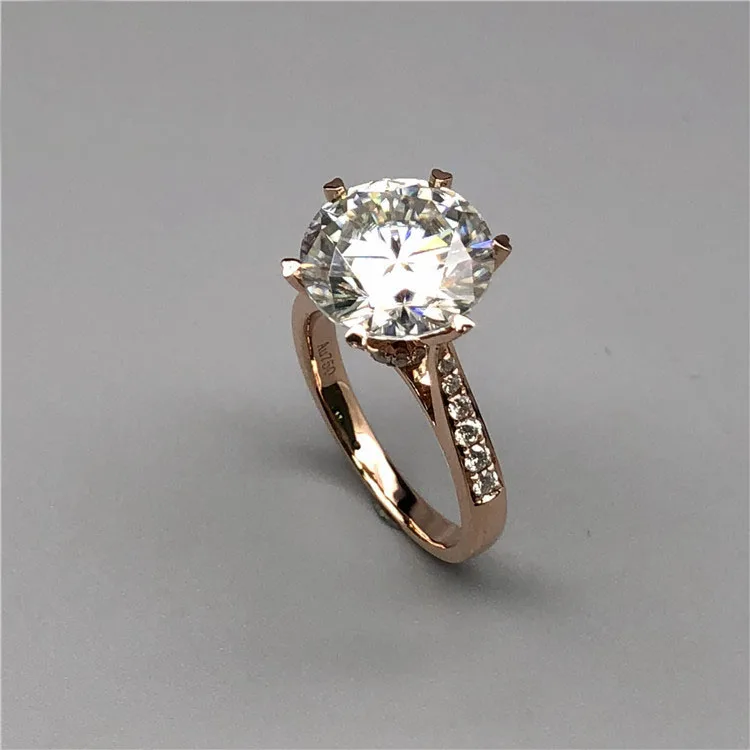Женское кольцо из 18 каратного золота с муассанитом 5 карат|Кольца| |