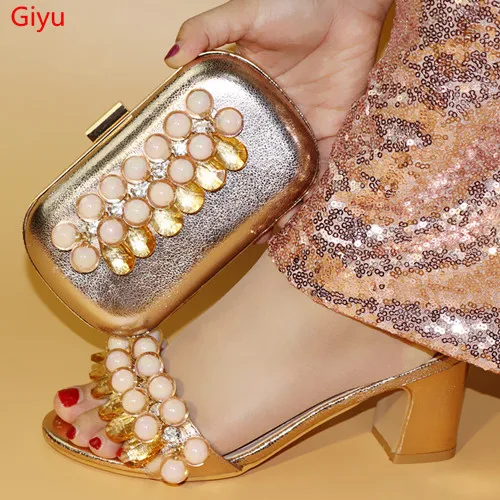 

Лидер продаж, туфли doershow с подходящими сумочками, комплект из туфель и сумочки в африканском стиле для вечеринки, Женская Итальянская обувь с сумкой! HBE1-8