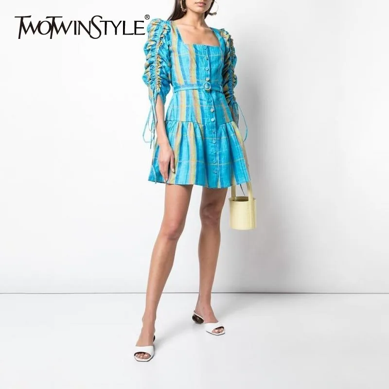 TWOTWINSTYLE летнее клетчатое платье для женщин с квадратным воротником кружевные