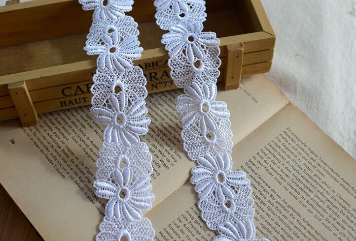 3 метра в партии фотоблестящая кружевная ткань полиэстер ширина 11 см Цветочная